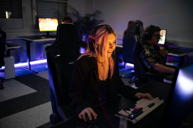 Gamers from different cultures connecting through cooperative play